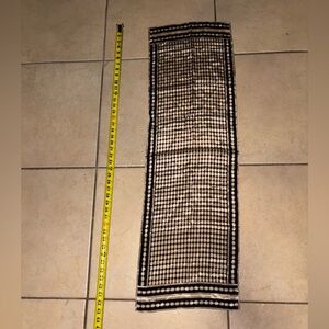 Vintage Sally Gee Geometric Chain Link Print Long Oblong Scarf Black